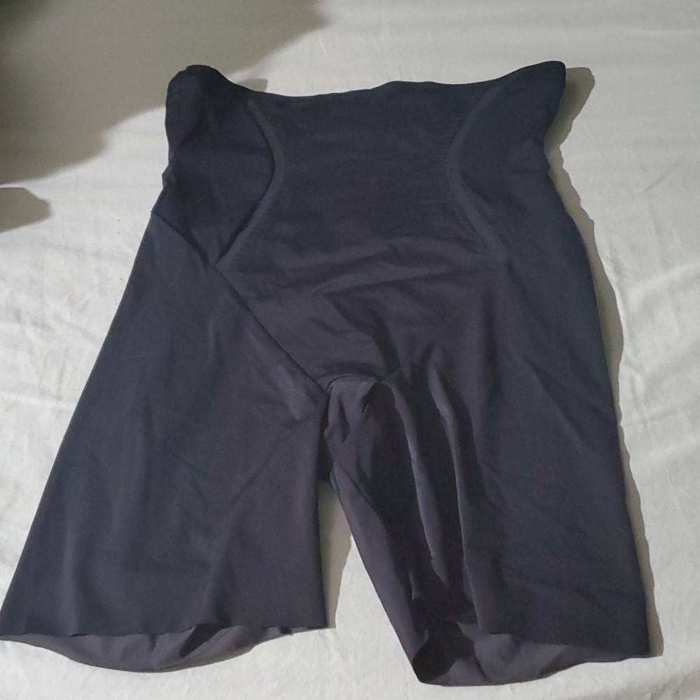 Maidenform shapewear